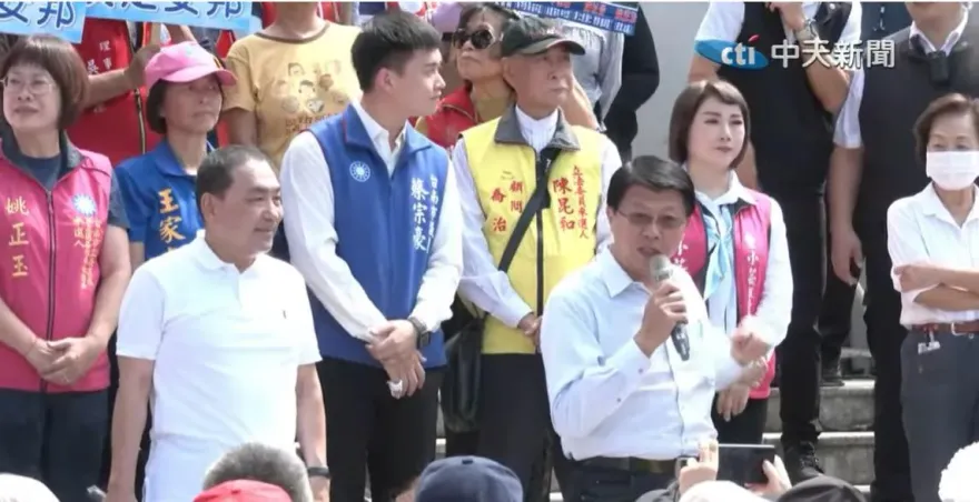 影/侯友宜「ㄅㄧㄤˋㄅㄧㄤˋ」說遭綠營圍剿　鍾沛君一句話酸爆民進黨
