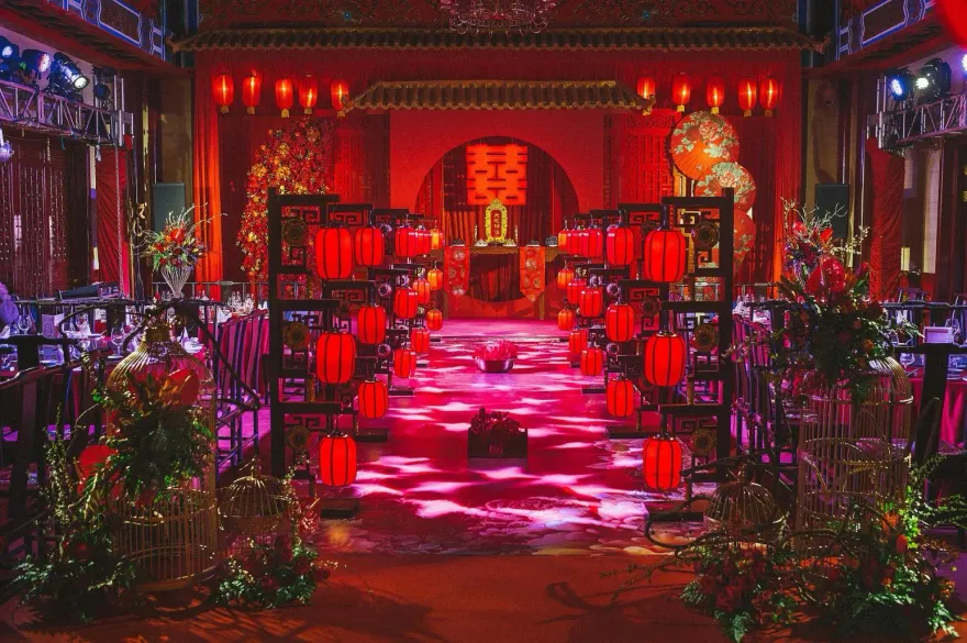 鬼月禁忌/農曆7月結婚　婚紗穿紅色「會讓祂想到血」