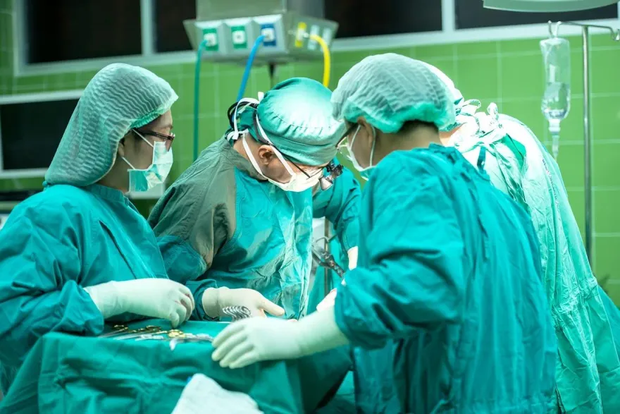 農曆七月禁忌多！鬼月手術死亡率並沒比較高　醫籲「勿迷信」而延誤治療