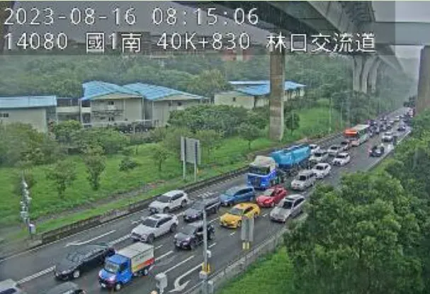 快訊/國1南下林口匝道2車追撞　占用1車道回堵3公里