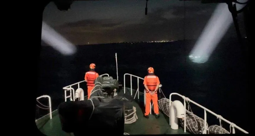 澎湖老翁捕撈海膽失聯未歸！海巡漏夜搜尋尚未發現蹤跡