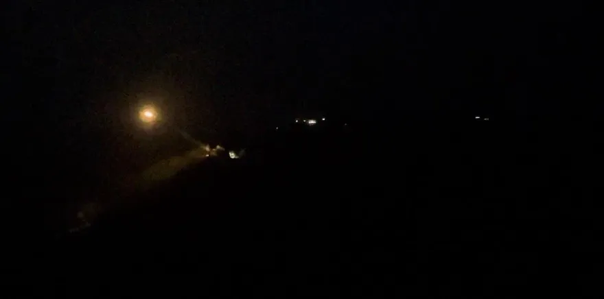 中科院九鵬基地罕見凌晨試射「極機密」飛彈   長焰劃破夜空