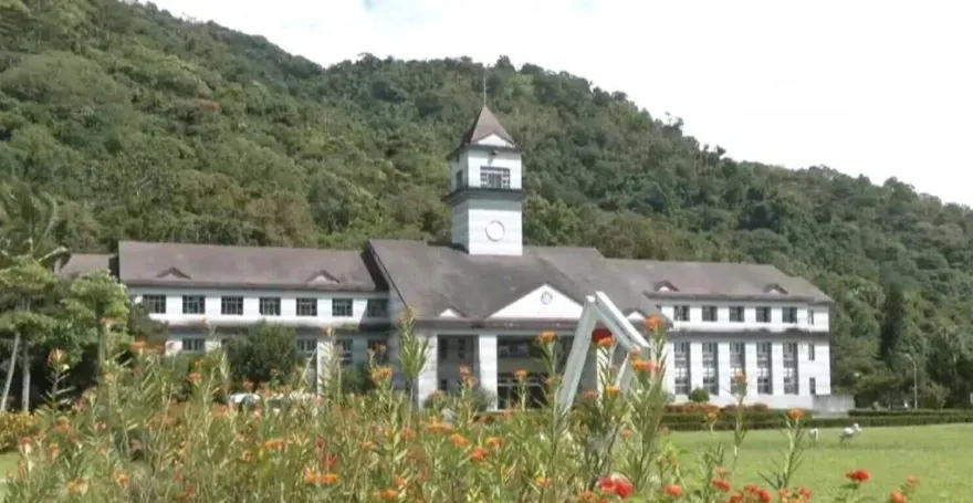 頻出入辦公室！色誘台東戒治所長、禮品獻殷情　「受刑人女友」遭起底