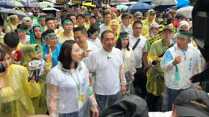 影/820還路於民侯友宜誓擺脫「行人地獄」！高呼「2040死亡歸零」