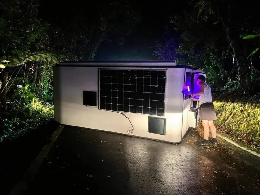 鬼話連篇/鬼門開第2天！露營男下山詭異翻車　嘆「還是要信邪！」
