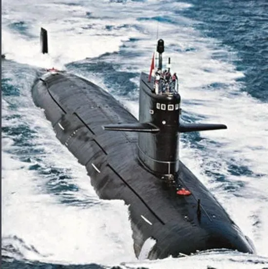 快訊/共軍093型潛艦驚傳在台海發生嚴重意外？軍事專家態度持疑