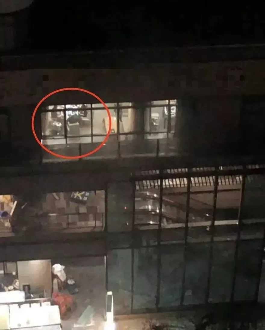 影/商場瓦斯氣爆玻璃碎滿地…樓上「淡定搓麻將」　店員證實：打完才走