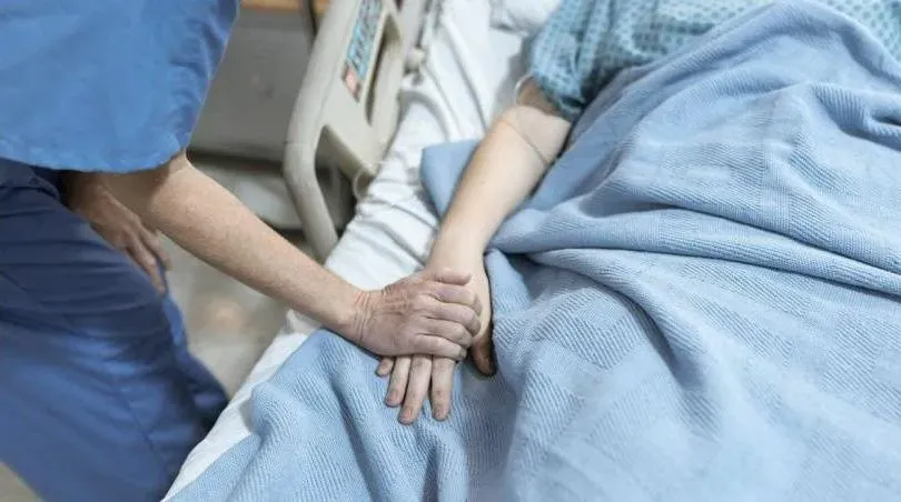 6旬婦出遊4日皆早出晚歸　突「胸悶氣喘」緊急送醫竟是「心臟衰竭」惹禍！