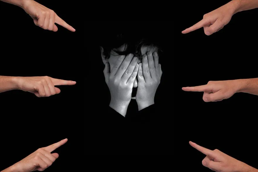 罵一天400元！陸男靠「代罵服務」維生　在網路上進行語言攻擊獲利百萬