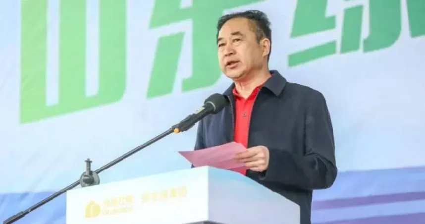 為提升運勢！地產董座「強迫員工一起改名」　私訊「大師」聯繫方式好傻眼