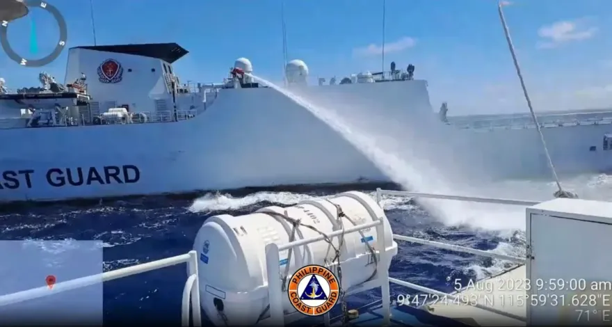 美第七艦隊司令：陸頻在南海挑釁「向菲國補給船發射水砲」須制止