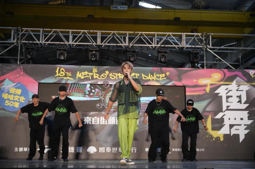 不只是歌手！鼓鼓自曝超狂經歷「從鼓手當到DJ」　親吐追夢心聲