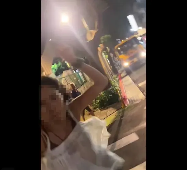 新品種「違停喪屍」出沒北市鬧區！女駕駛抓狂撲上來「一巴掌擊落手機」