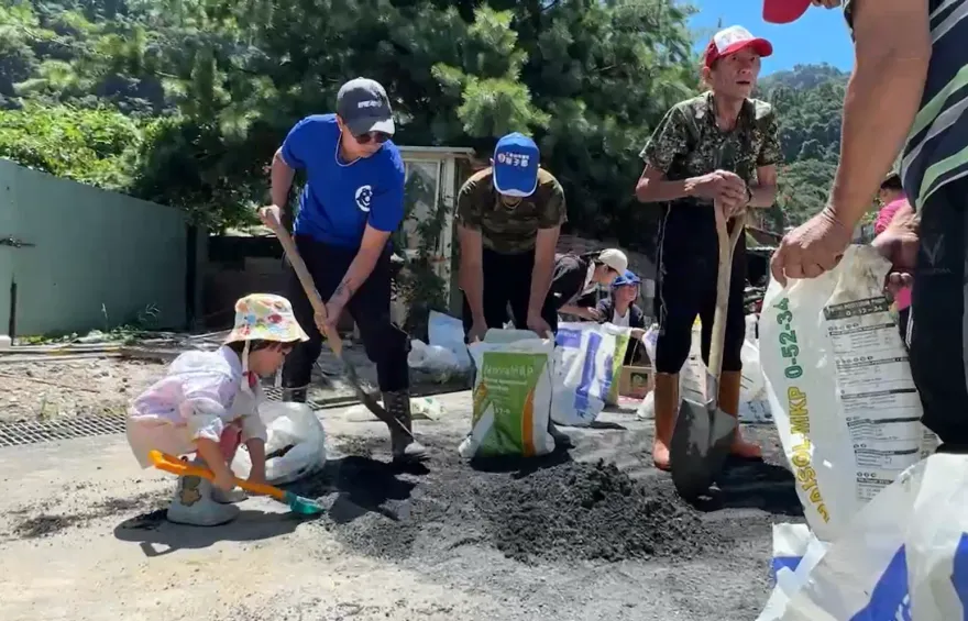 蘇拉民生/南投仁愛鄉民眾急製沙包防颱　颱風重災區全力備戰