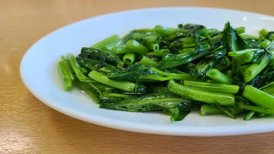 空心菜含豐富鉀離子利於降低血壓！農糧署曝：各國空心菜料理方式　還能涼拌