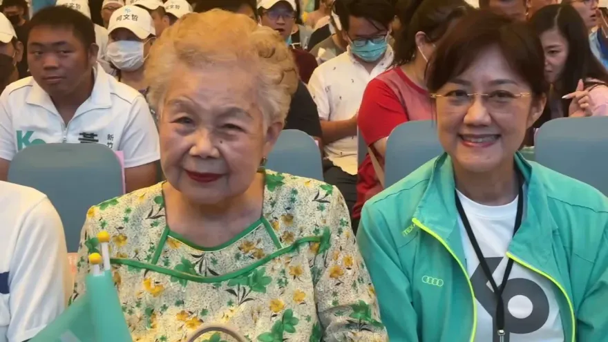 柯美蘭成立臉書粉專為參選？柯媽媽給了這建議