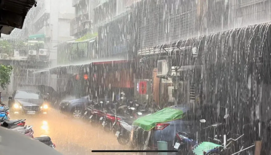 快訊/國家警報響！大雷雨炸「4縣市」　3地暴雨狂襲警戒區曝