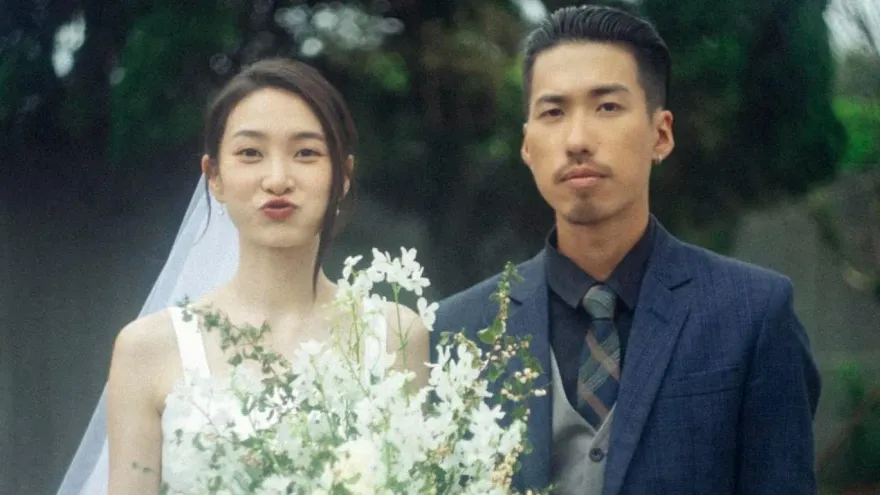 快訊/李亦捷30歲生日登記結婚！浪漫婚紗照曝光：我開心他就開心