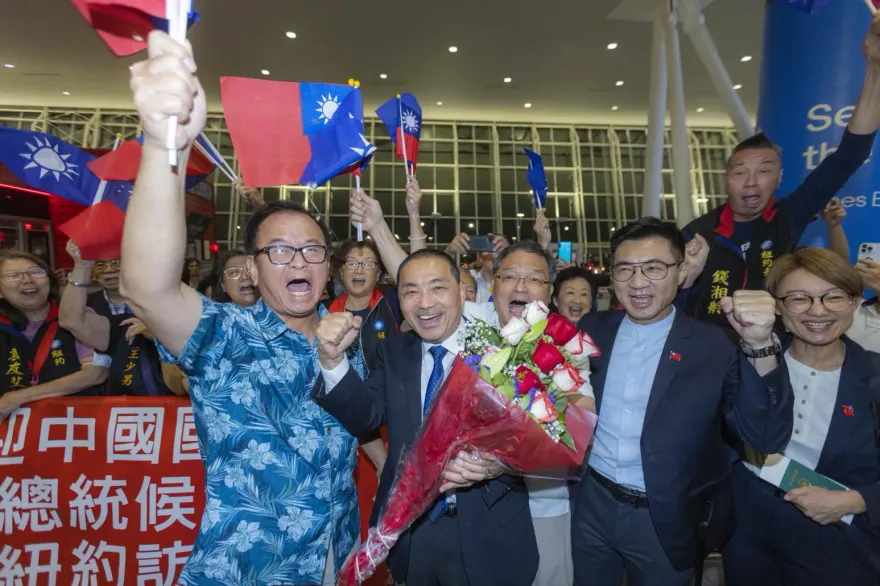 影/侯友宜抵紐約僑胞嗨翻！　上百人擠爆現場高喊凍蒜