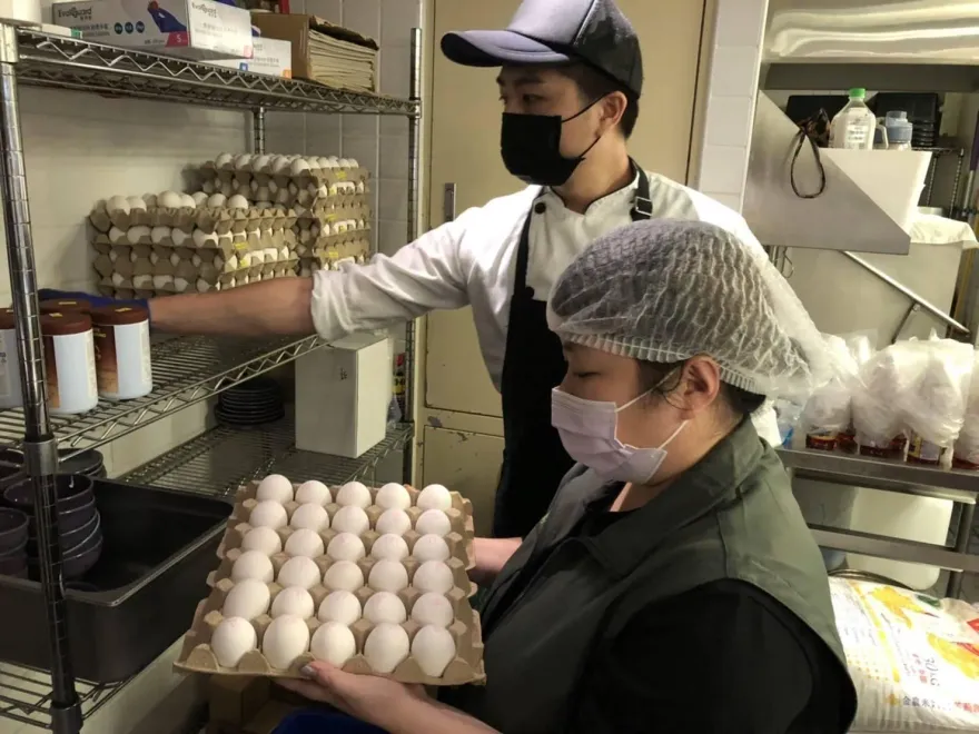 巴西蛋沒塗蠟！立委轟官員說謊：擺放4個月還能食用？