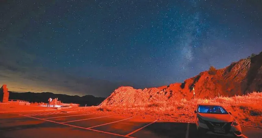 秒到火星！國軍營地施工「電子告示牌」來亂　恐讓合歡山暗空公園除名