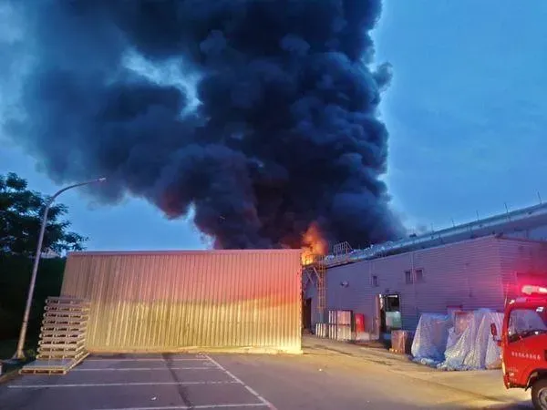 快訊/屏東科技廠大爆炸/傷亡持續攀升　縣府緊急啟動「大量傷患機制」