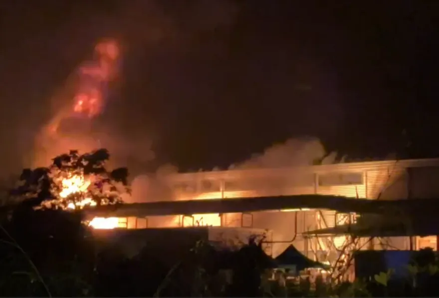 屏東科技廠大爆炸/火勢延燒二廠！救難人員「全面撤退」停止搜救