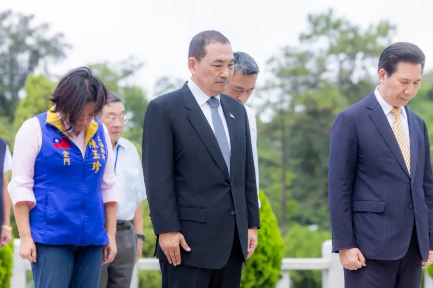 侯友宜競辦聲援「Lin bay好油」！籲賴清德約束網軍：還全民自由、民主的環境