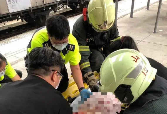快訊/台鐵新豐站驚傳落軌！　男遭列車輾過遺體分離