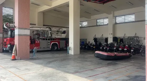 屏東高爾夫球具廠大爆炸/一下子走4個！屏二分隊瞬間變冷清　鄰居伯哀嘆：很空虛