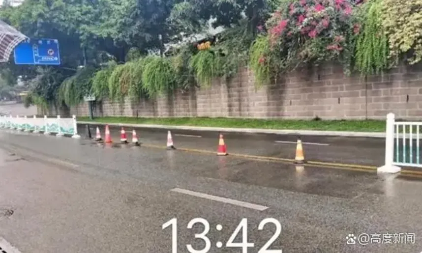天價！女子撞壞15公尺護欄遭索賠44萬　施工單位認：她態度不好…虛報了