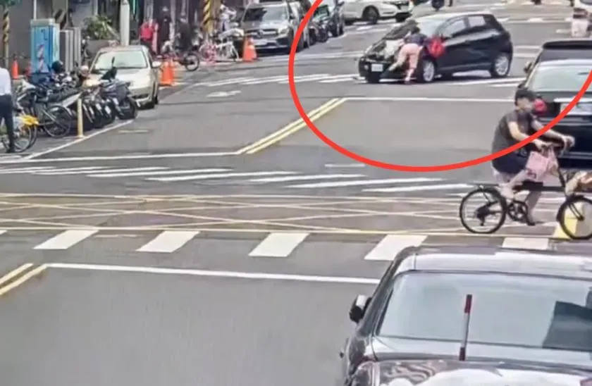 快訊/驚悚影片曝！北市行人地獄再現　三寶車未禮讓撞飛老婦