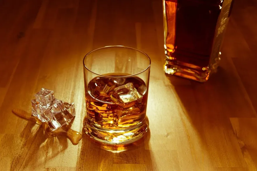 不存在「安全飲酒量」！研究：酒精損害DNA　罹7種癌症機率增