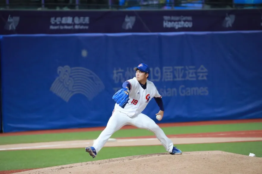 杭州亞運/雨彈炸不停！台日「消化試合」裁定　日本2比0勝中華隊