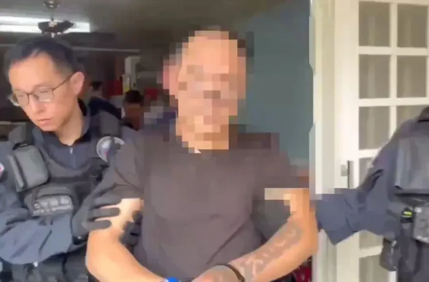 影/驚險逮人！黑道堂主「3手槍上膛」員警強勢壓制　破獲大型槍械改造工廠