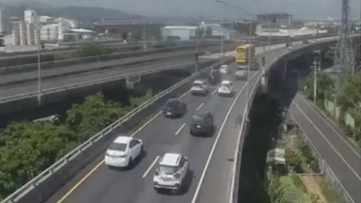 國道今預估17塞車路段！　國5恐「從中午塞到半夜」