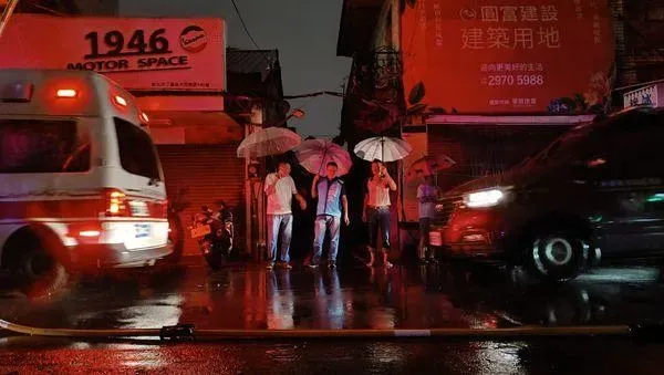 快訊/三重電纜走火「砰」巨響　大同南路一半整個沒電