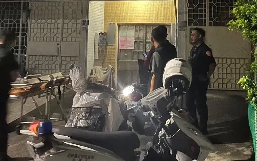 快訊/高雄鳳山公寓飄不明臭味　警消破門驚見2女1男屍體