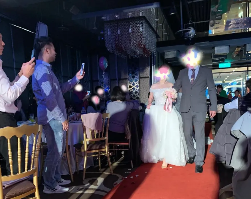 「輔大陳若儀」揚言大鬧前任婚禮！結婚照片曝光…朋友：南部辦流水席