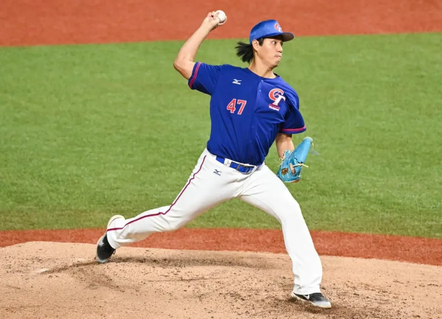中信兄弟本土王牌不停機！鄭浩均手肘肌肉輕微撕裂　預計仍會出賽