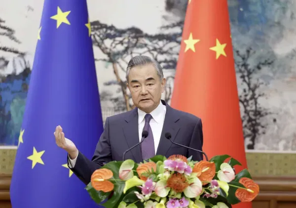 以巴開戰/王毅：以色列行為已超越自衛範圍　應停止對加薩民眾集體懲罰