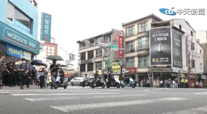 《帝王條款》上路週年仍是行人地獄？網路大數據：六都努力空間還很大