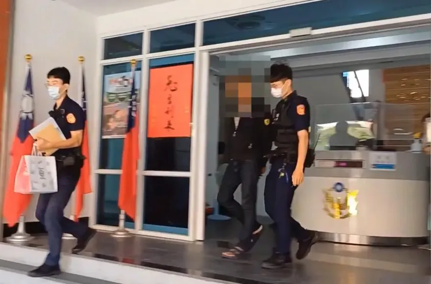 影/新北攜毒男拒檢雷殘遭逮　報假身分指紋機讓他露餡罪加一等