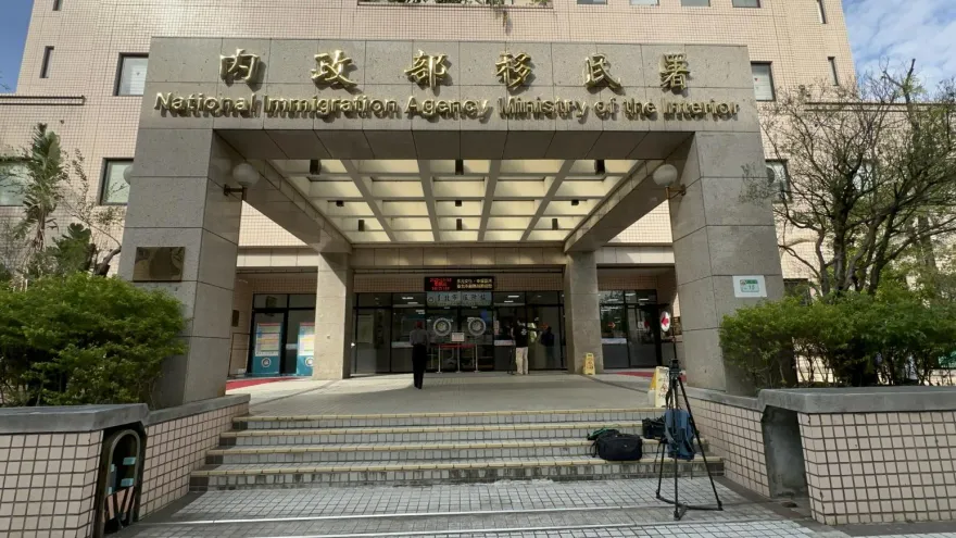 快訊/向心夫妻滯台1432天今離台　移民署領入出境許可證未現身