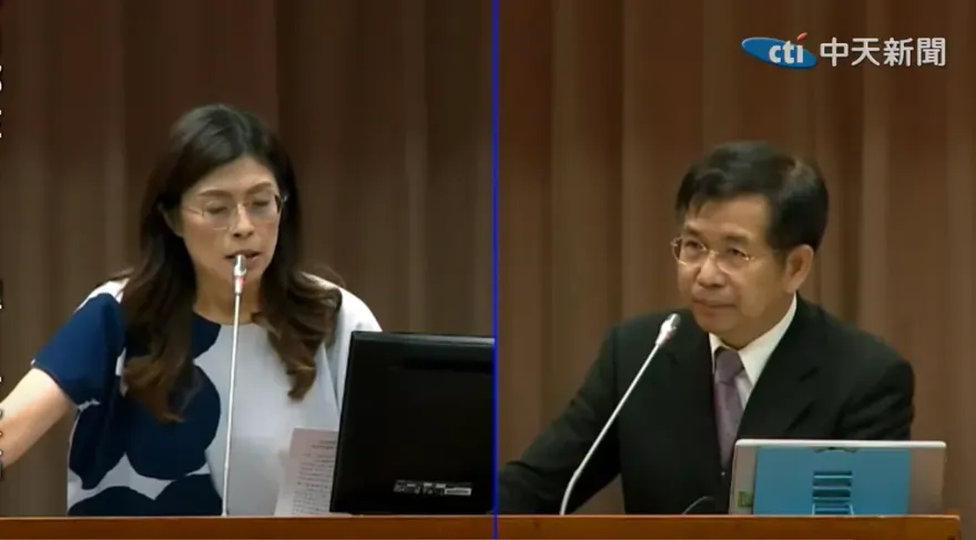影/ 蔡政府政治力入校園「新威權成形」　鄭麗文轟民進黨：跟文革有何不一樣