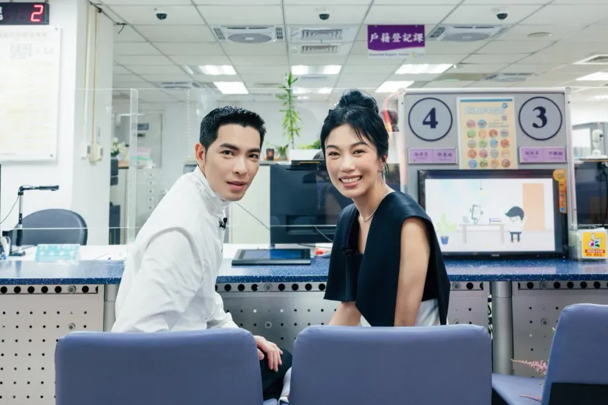 蕭敬騰、Summer登記結婚照片曝光！愛犬「蕭寶貝」見證浪漫時刻