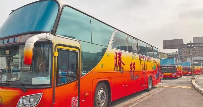 遊覽車「行李室」離奇猝死！台中醉男相驗結果「心血管疾病發作」