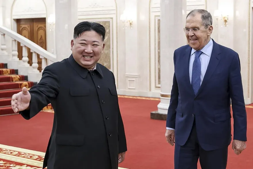 金正恩接見俄外長拉夫羅夫　外界關注普丁何時訪平壤