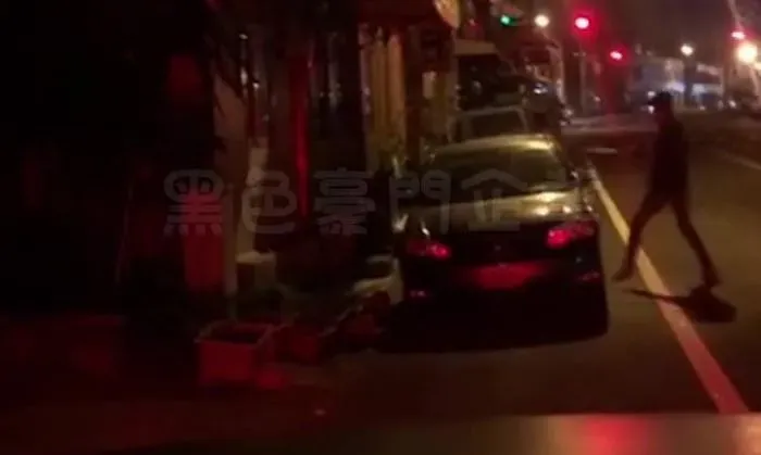 影/湖口球棒隊半夜砸車！疑車主借貸糾紛引發　警追緝中