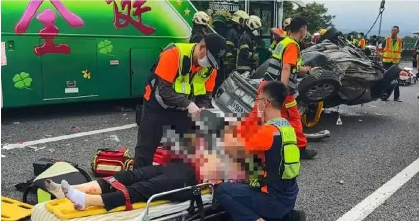 國道4死！運安會與公路局出手了　警還原車禍過程曝：超車不慎又超速